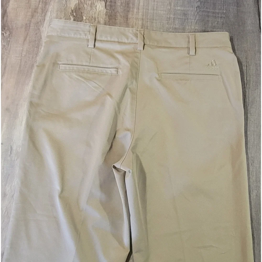 Adidas Mens 34x30 Beige Straight Leg‎ Performance Tech Golf Chino Pants Euc